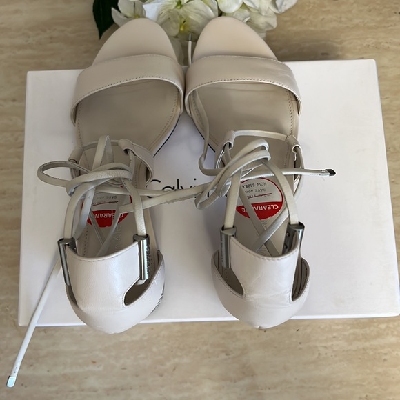 Calvin Klein block heeled sandals - Picture 4 of 9